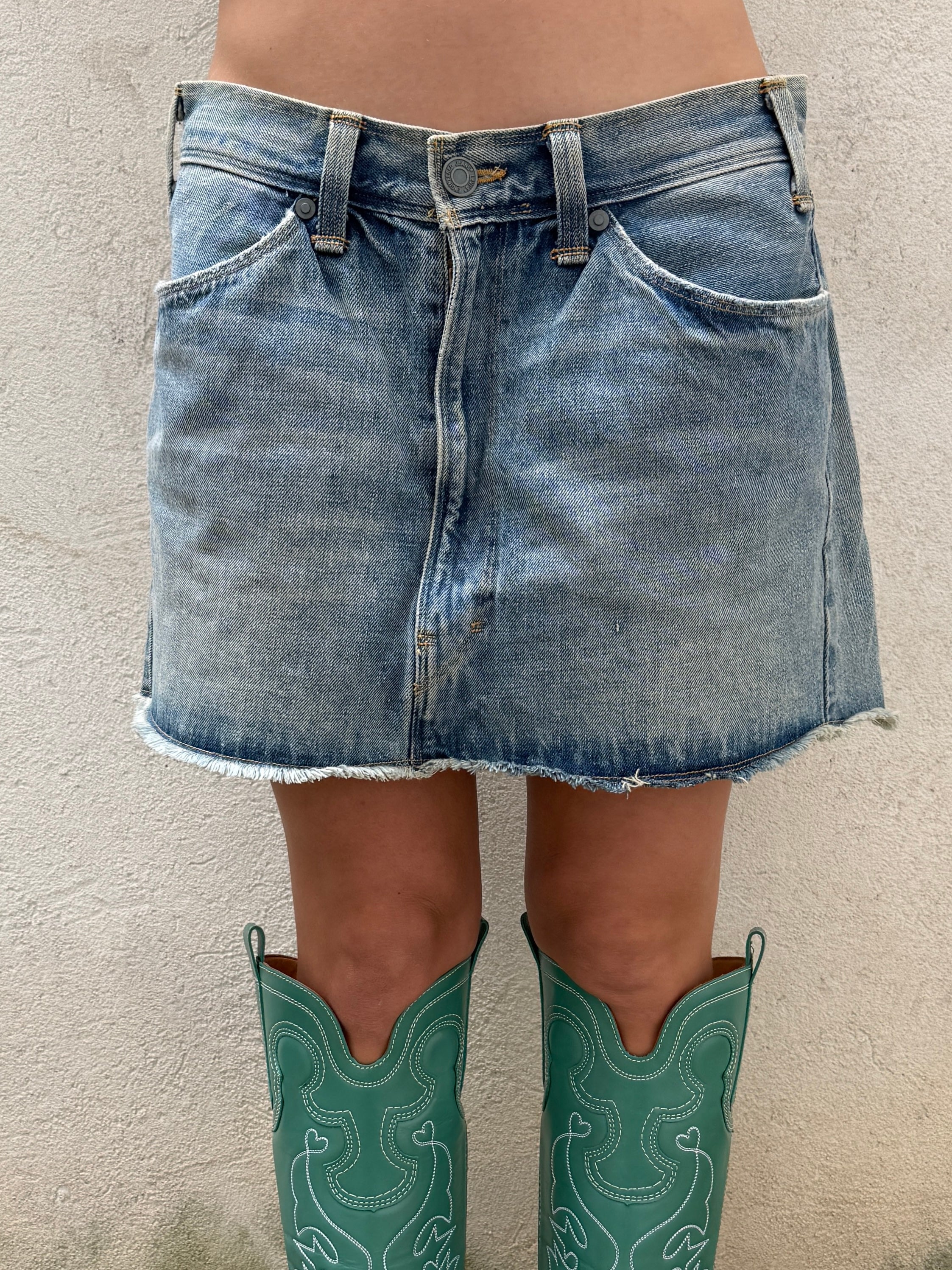 Vintage Levi's Engineered 90's Denim Skirt L