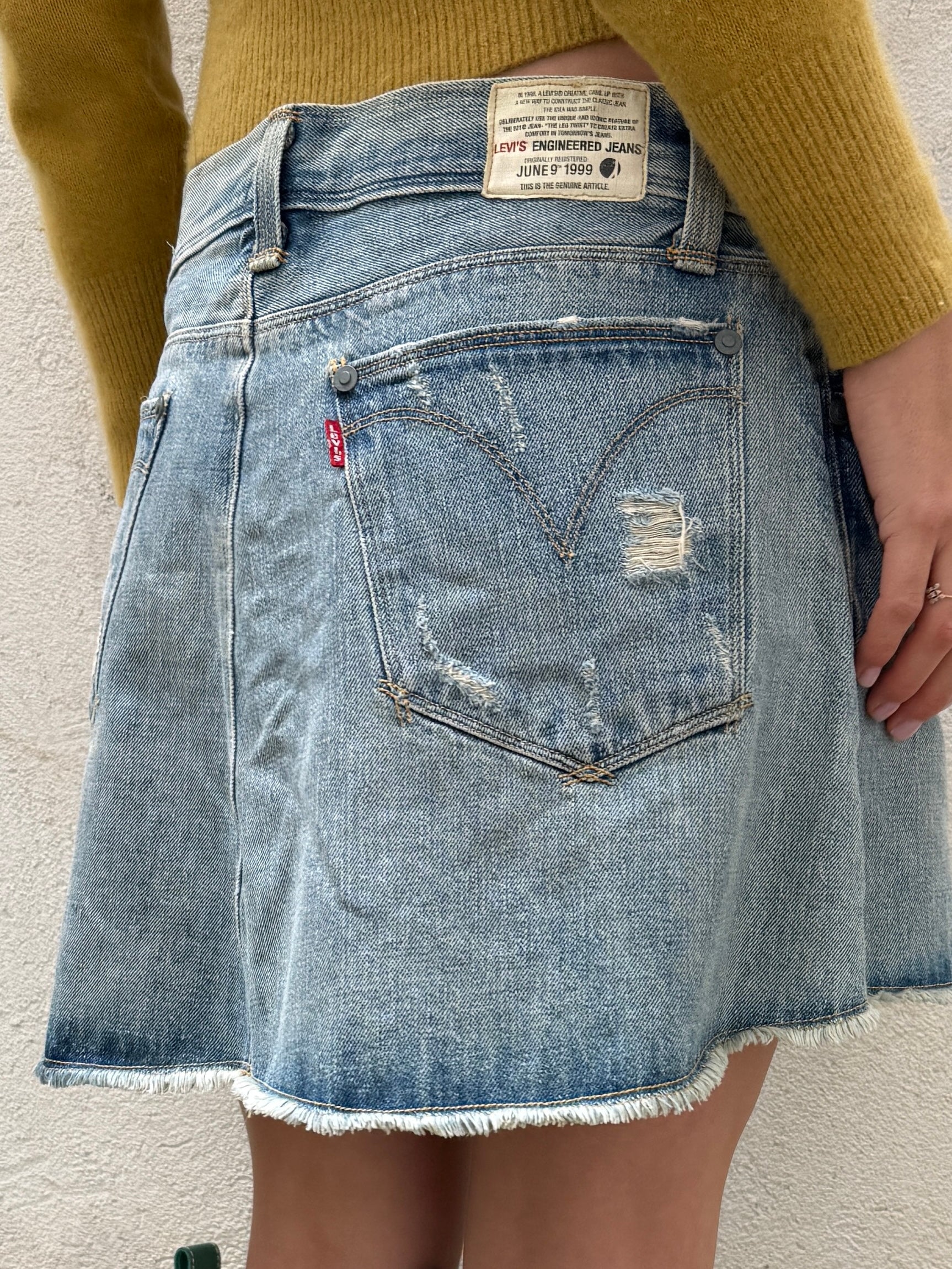 Vintage Levi's Engineered 90's Denim Skirt L