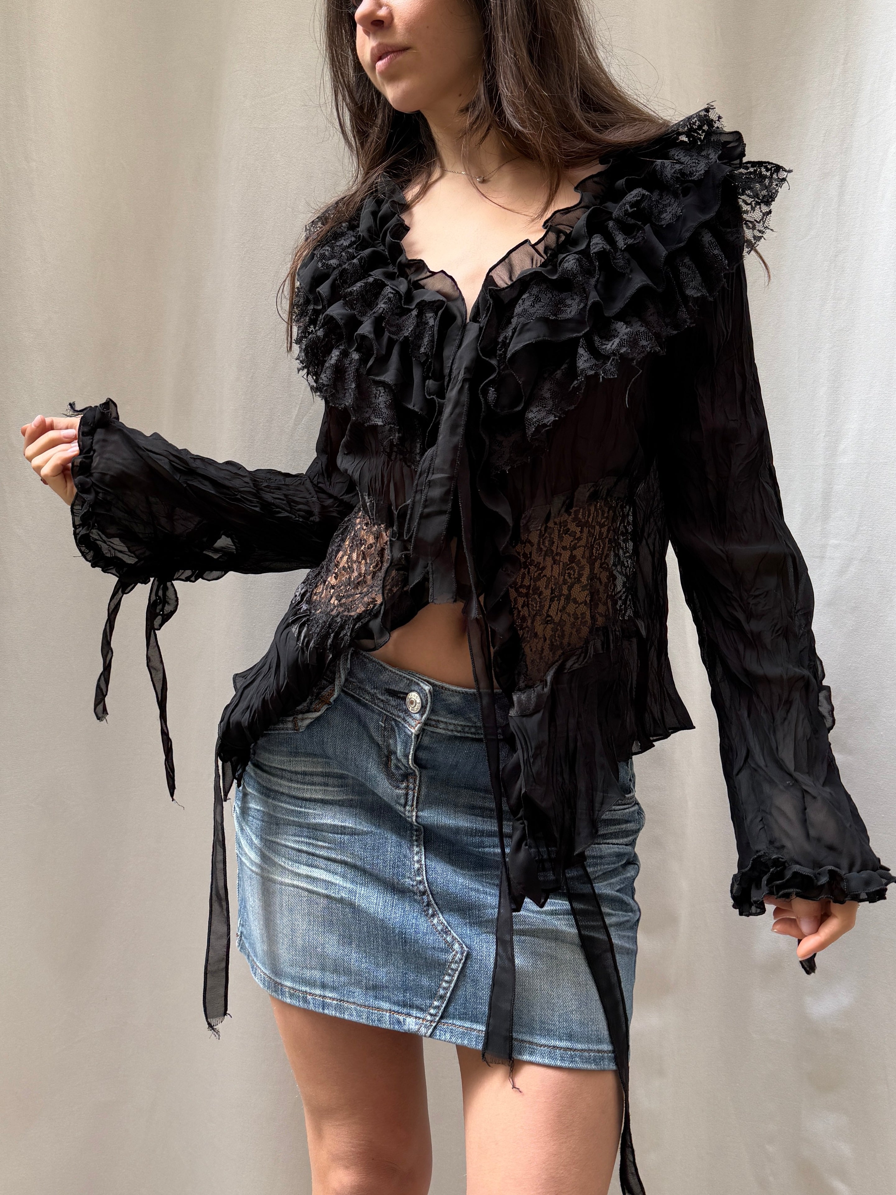 Vintage Black Ruffle Lace Top L
