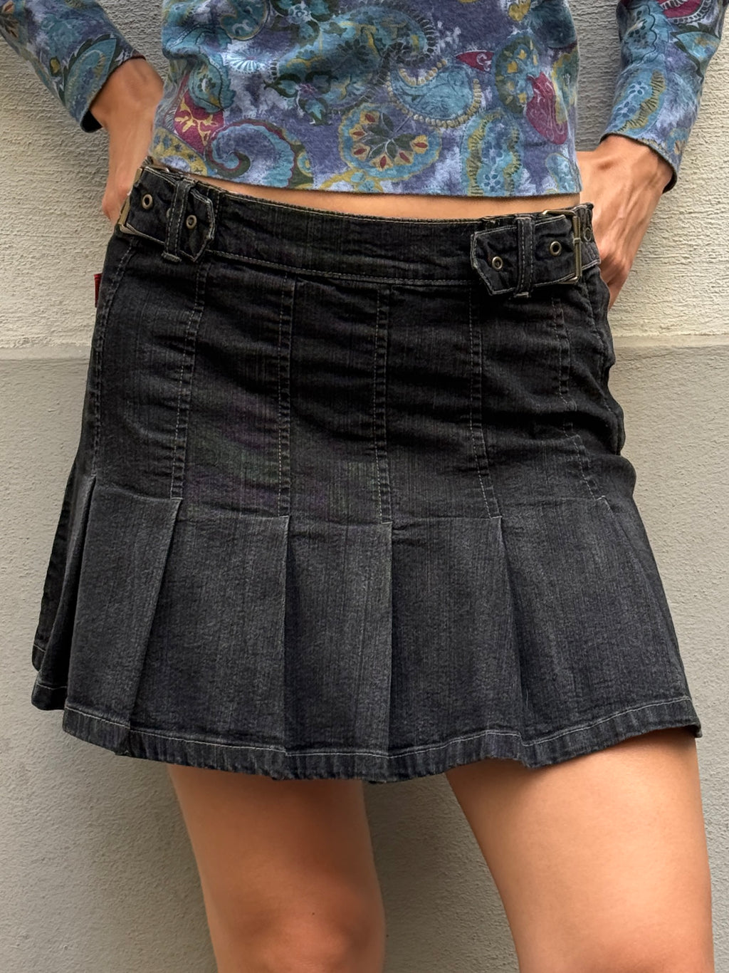 Vintage Y2K Black Denim Pleated Mini Skirt S