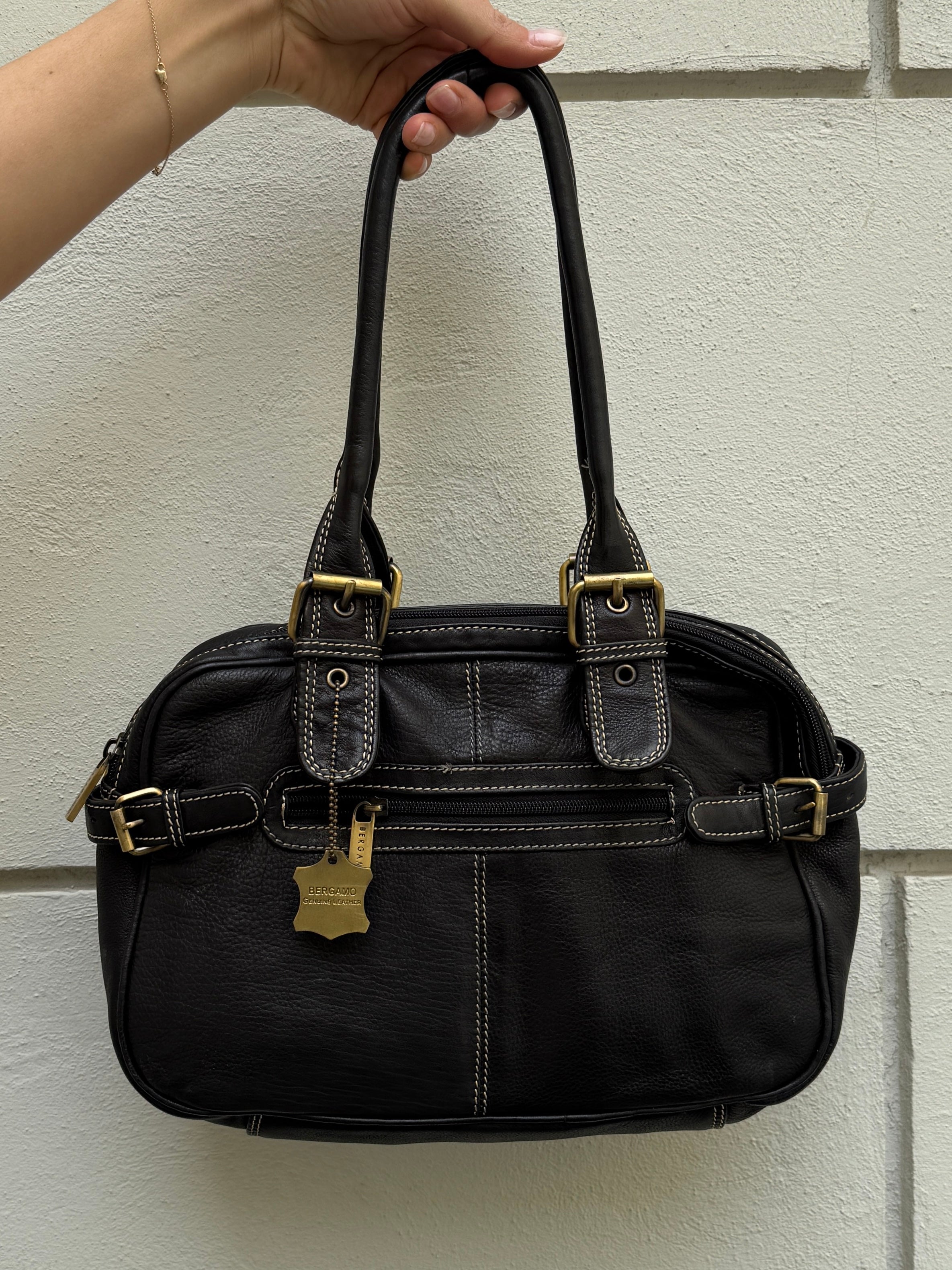 Vintage Y2K Black 100% Genuine Leather Bag