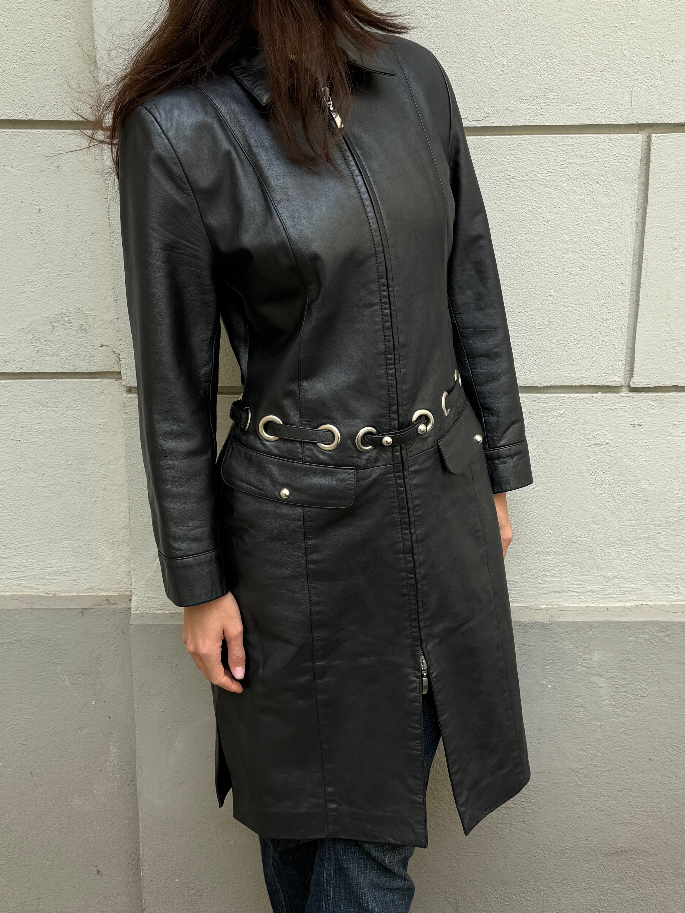 Vintage Y2K 100% Genuine Leather Black Silver Ring Belt Coat L