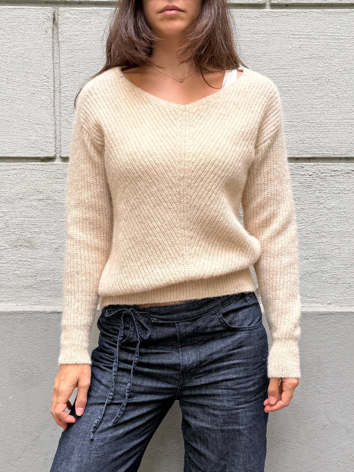 Vintage Cream Wool/Cashmere V-Neck Pullover Sweater M