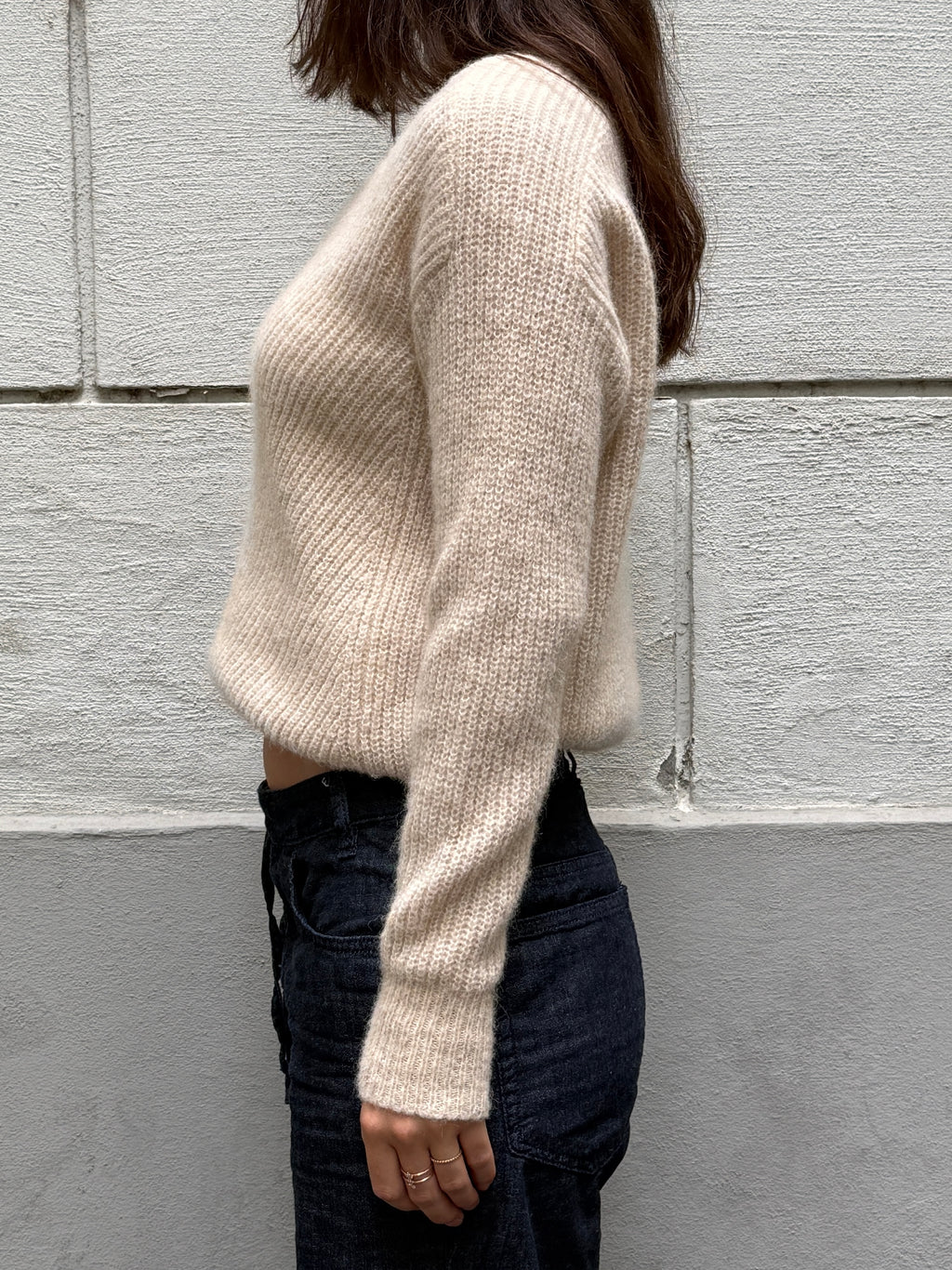Vintage Cream Wool/Cashmere V-Neck Pullover Sweater M