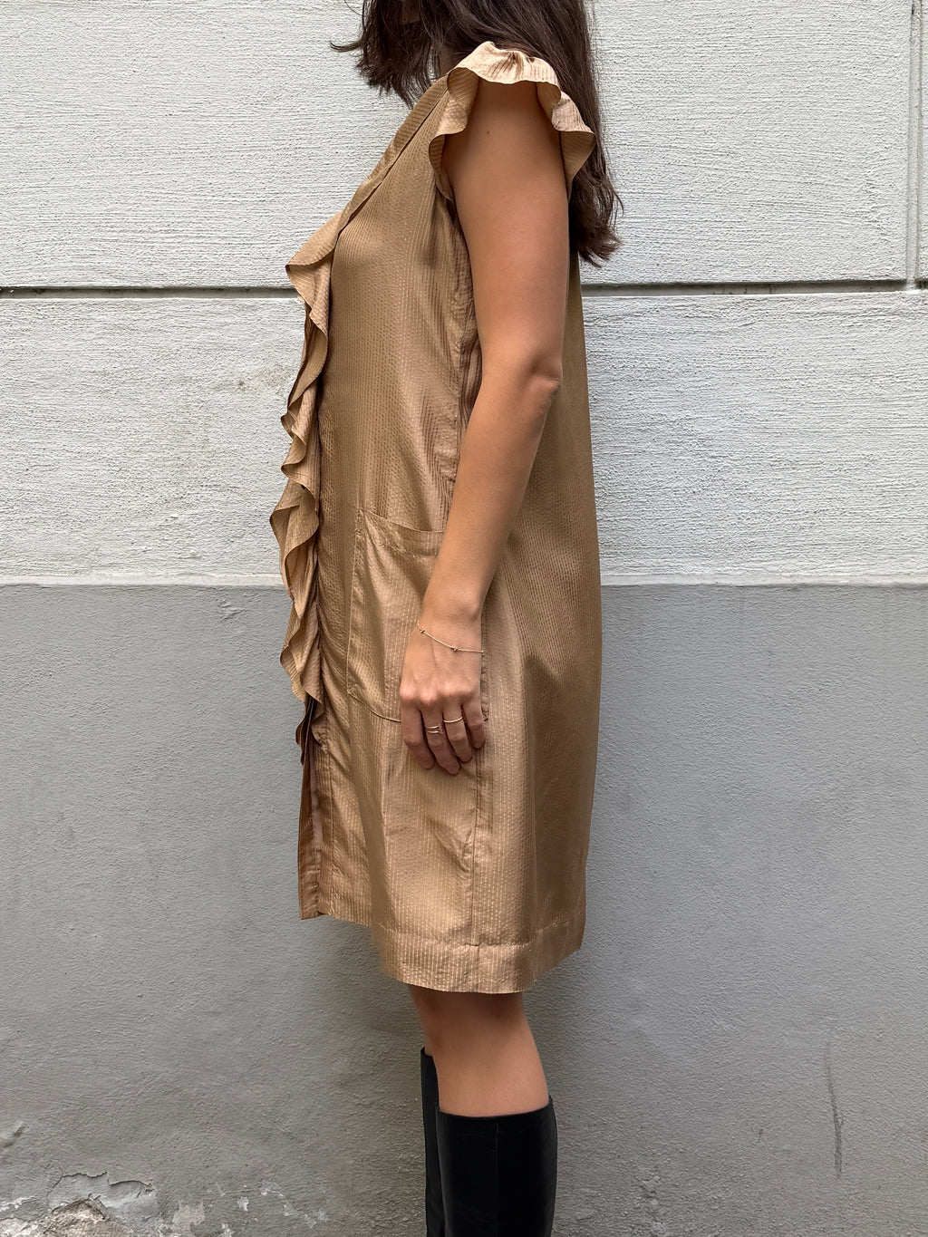 Vintage 100% Silk Ruffle Front Beige Dress M