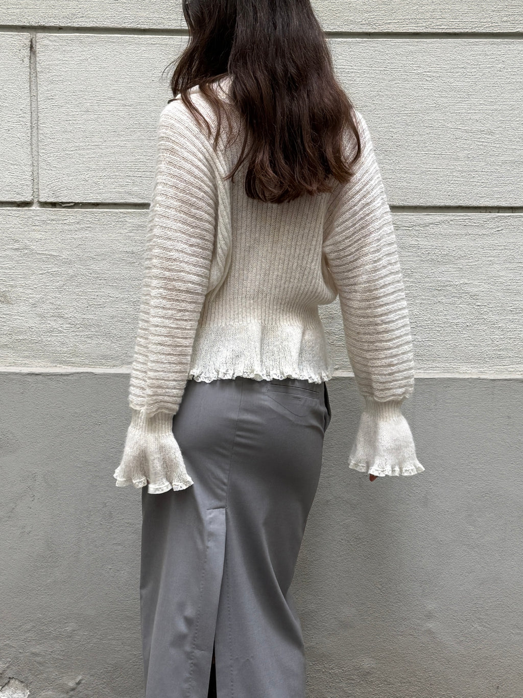 Vintage Handknit Wool/Cashmere Cream Ruffle Sweater M