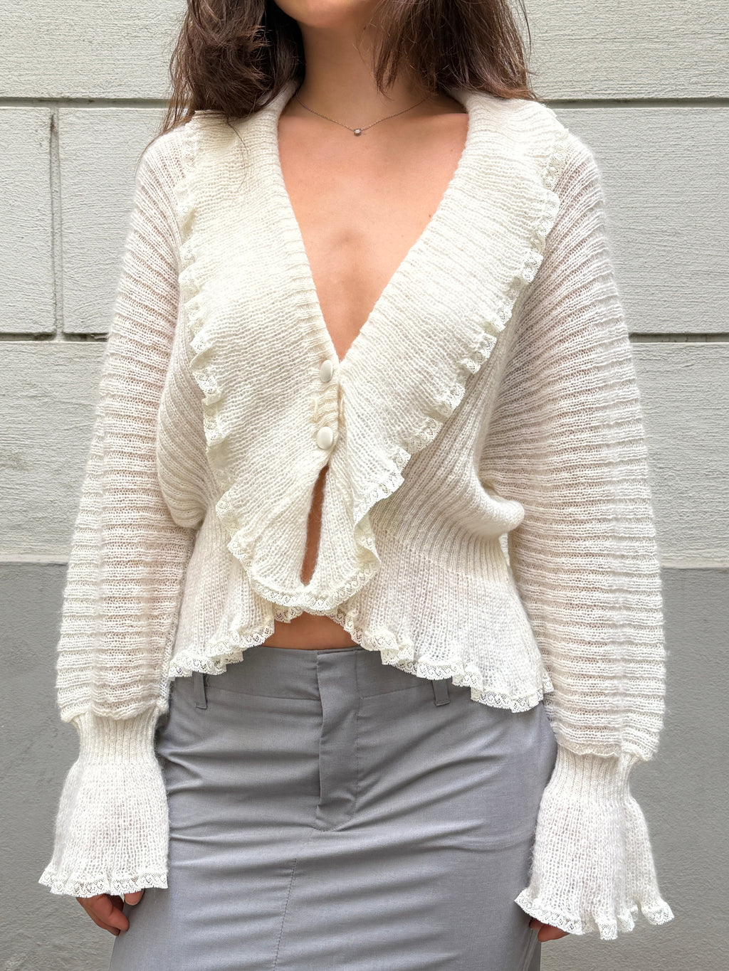 Vintage Handknit Wool/Cashmere Cream Ruffle Sweater M