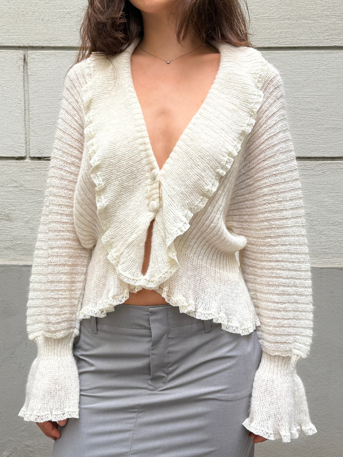 Vintage Handknit Wool/Cashmere Cream Ruffle Sweater M