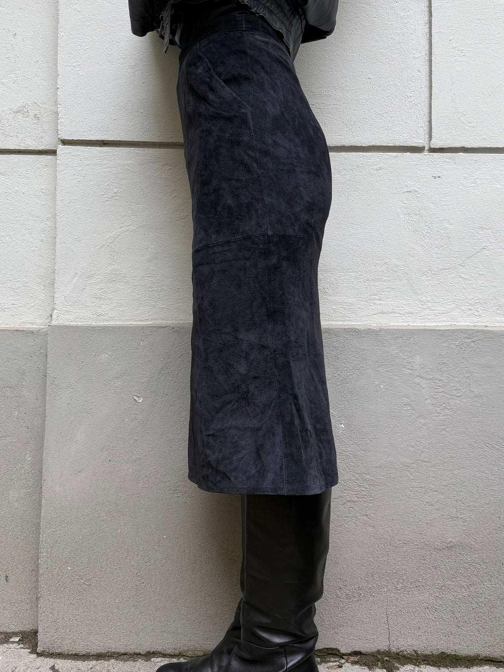 Vintage 100% Genuine Suede Leather Navy Midi Skirt S EU 36