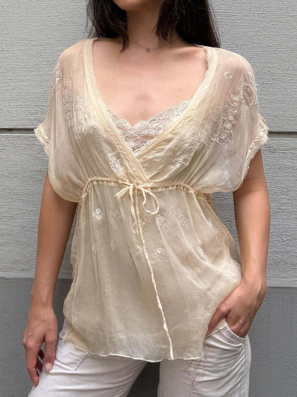 Vintage Y2K 100% Silk Cream Blouse M/L