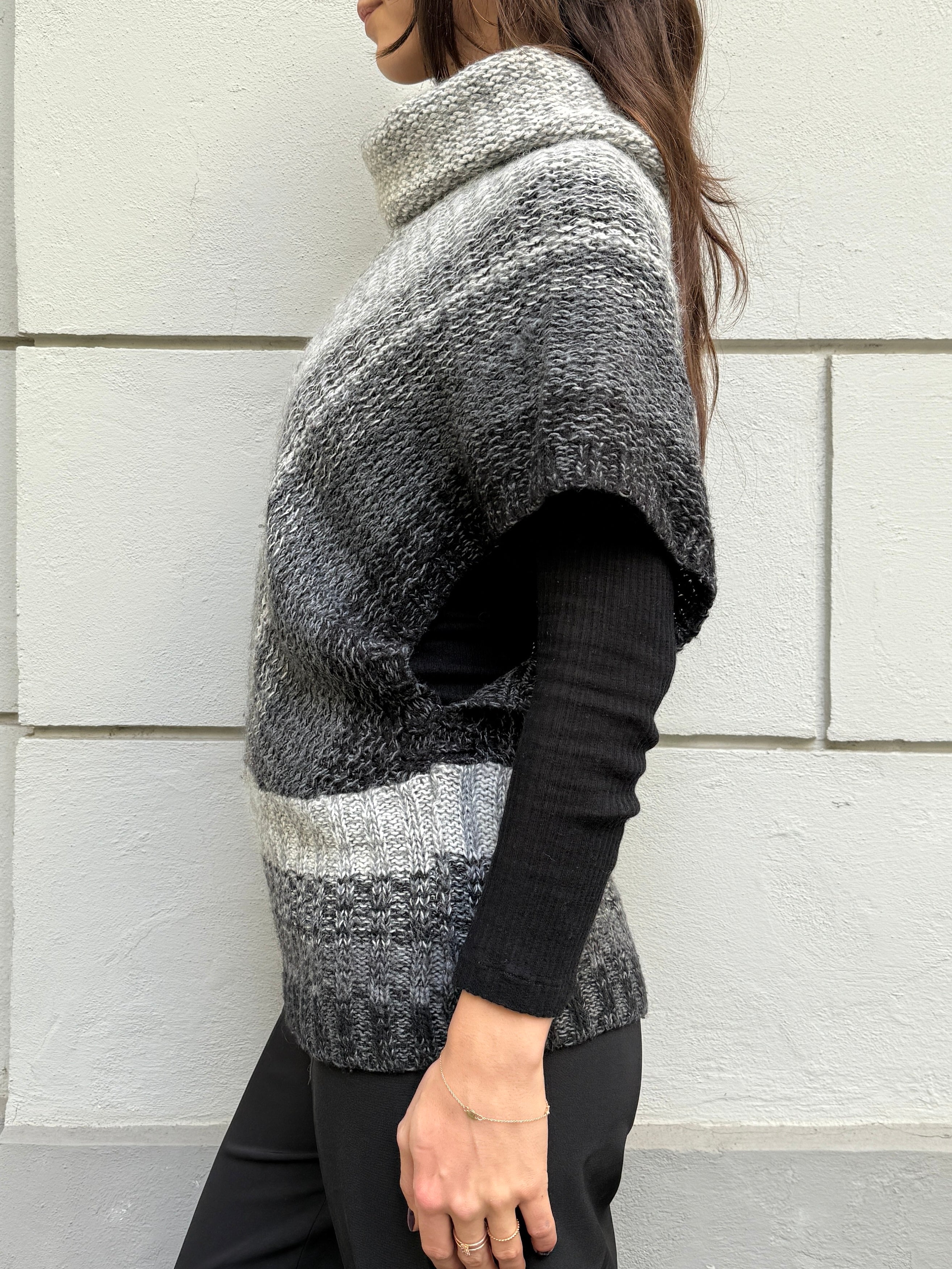 Vintage Wool/Mohair Blend Turtleneck Sweater Top One Size