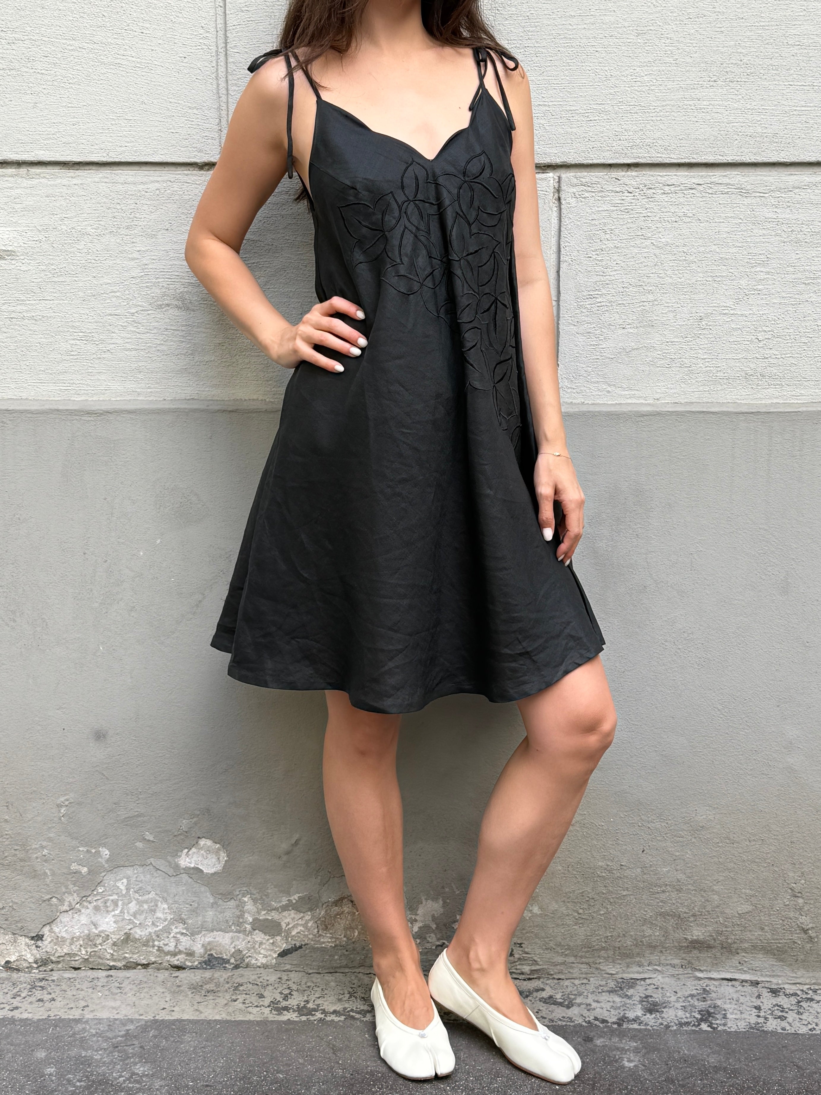 Vintage 100% Ramie Black Embroidered Dress M