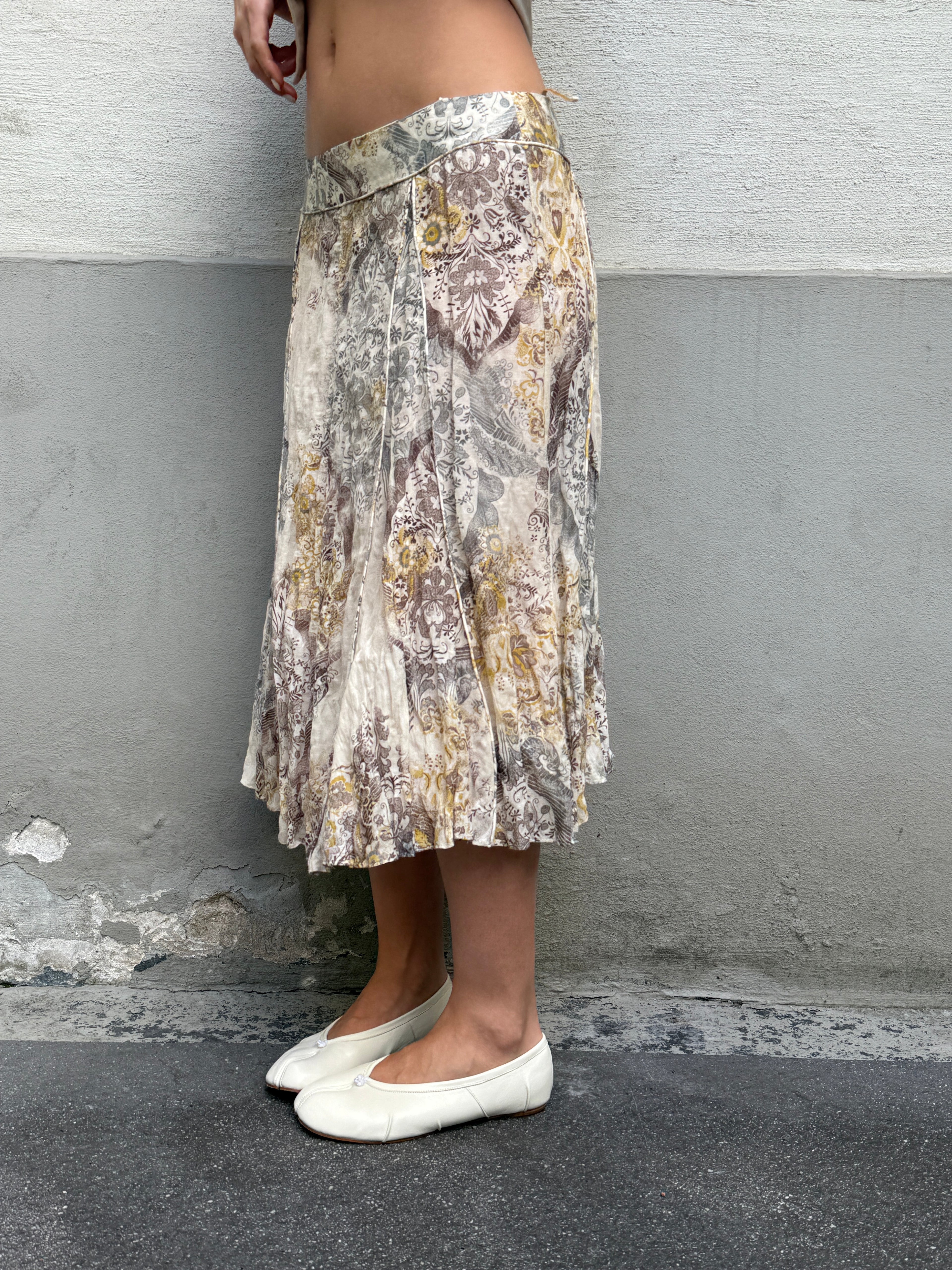 Vintage 100% Viscose Floral Printed Midi Skirt M/L