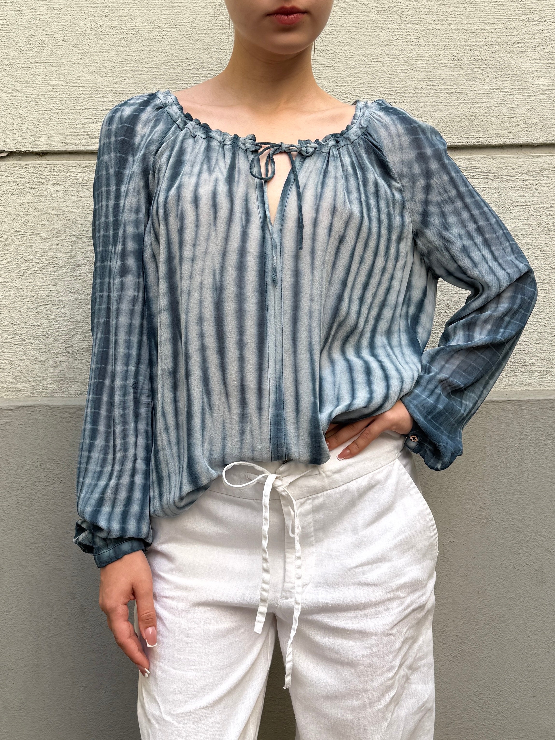 Vintage 100% Silk Tie Dye Blue Blouse S/M