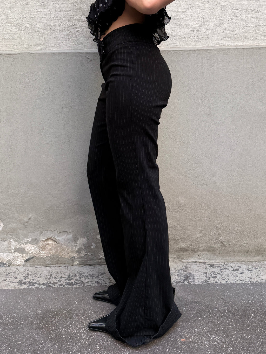 Vintage Y2K Midwaist Black Flared Trousers S/EU 36