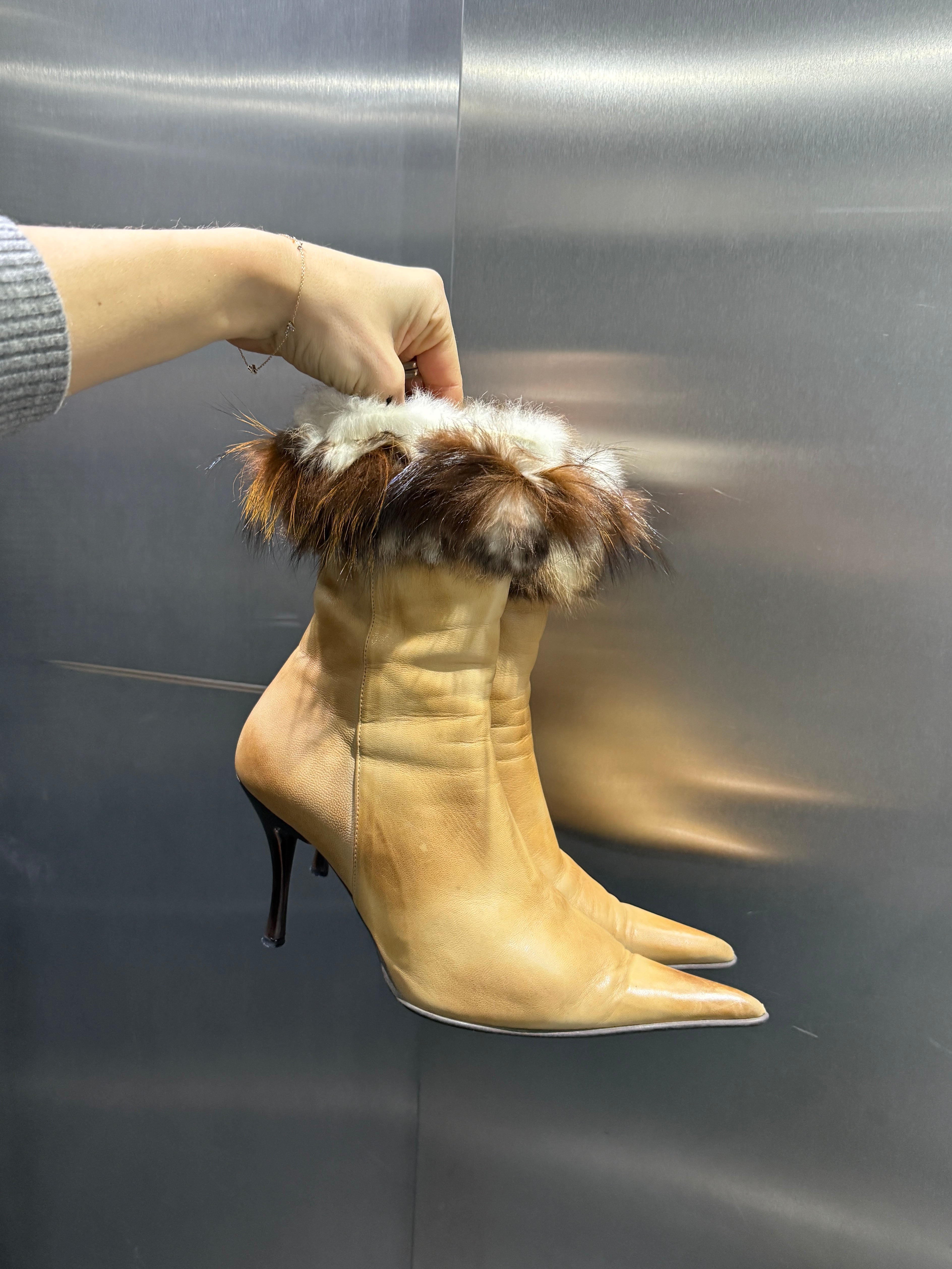Vintage Y2K 100% Genuine Leather/Shearling & Fur Trim Boots EU 39