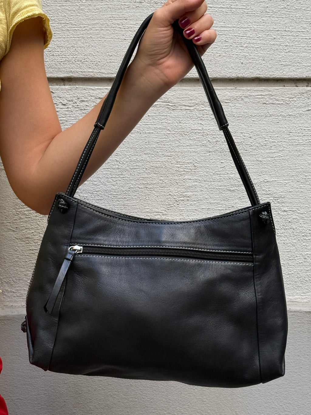 Vintage 100% Genuine Leather Black & White Contrast Stitching Bag
