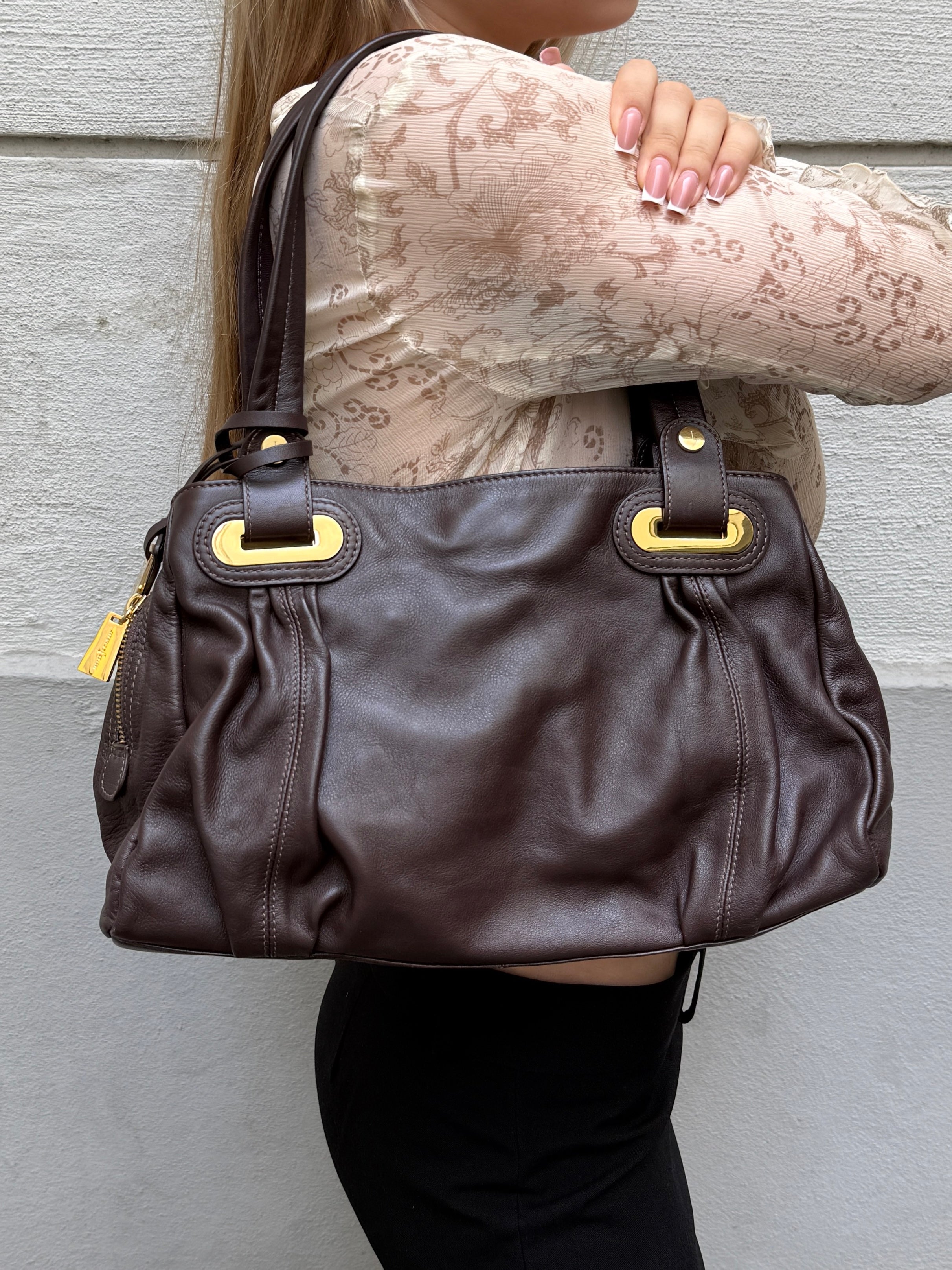 Y2K 100% Genuine Leather Brown & Gold Hardware Bag