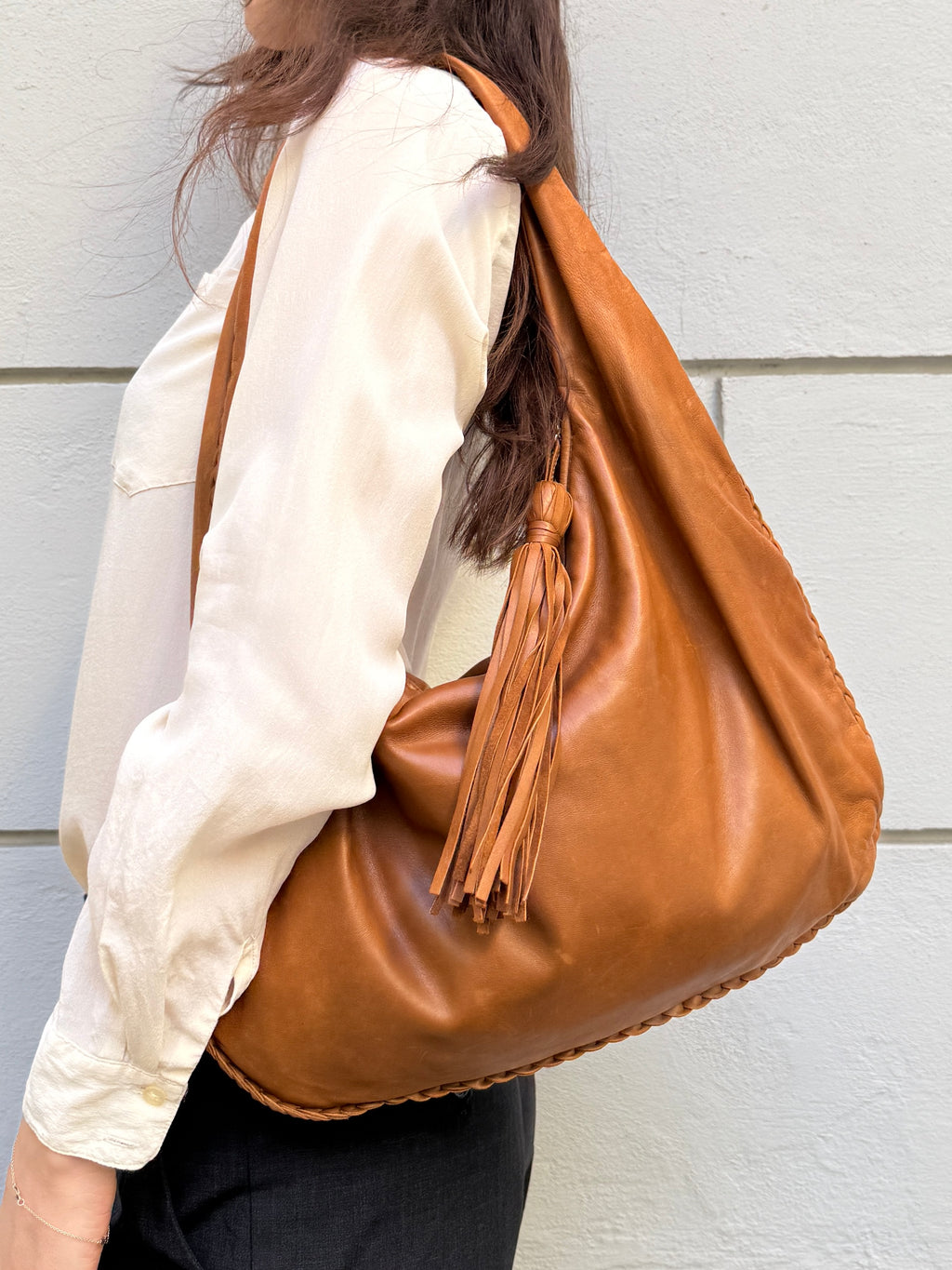 Vintage 100% Genuine Nappa Leather Slouchy Hobo Tassel Bag