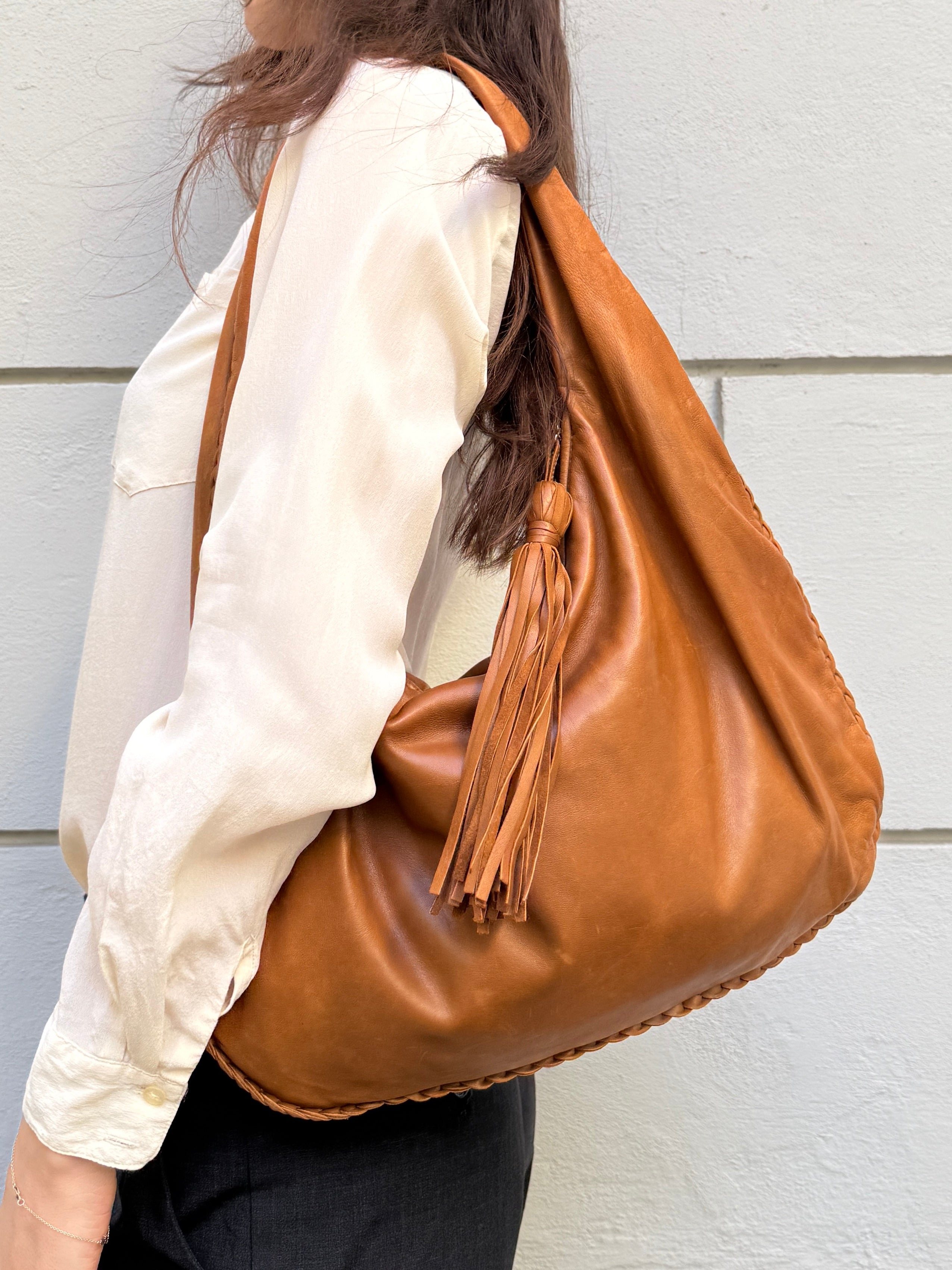Vintage 100% Genuine Nappa Leather Slouchy Hobo Tassel Bag