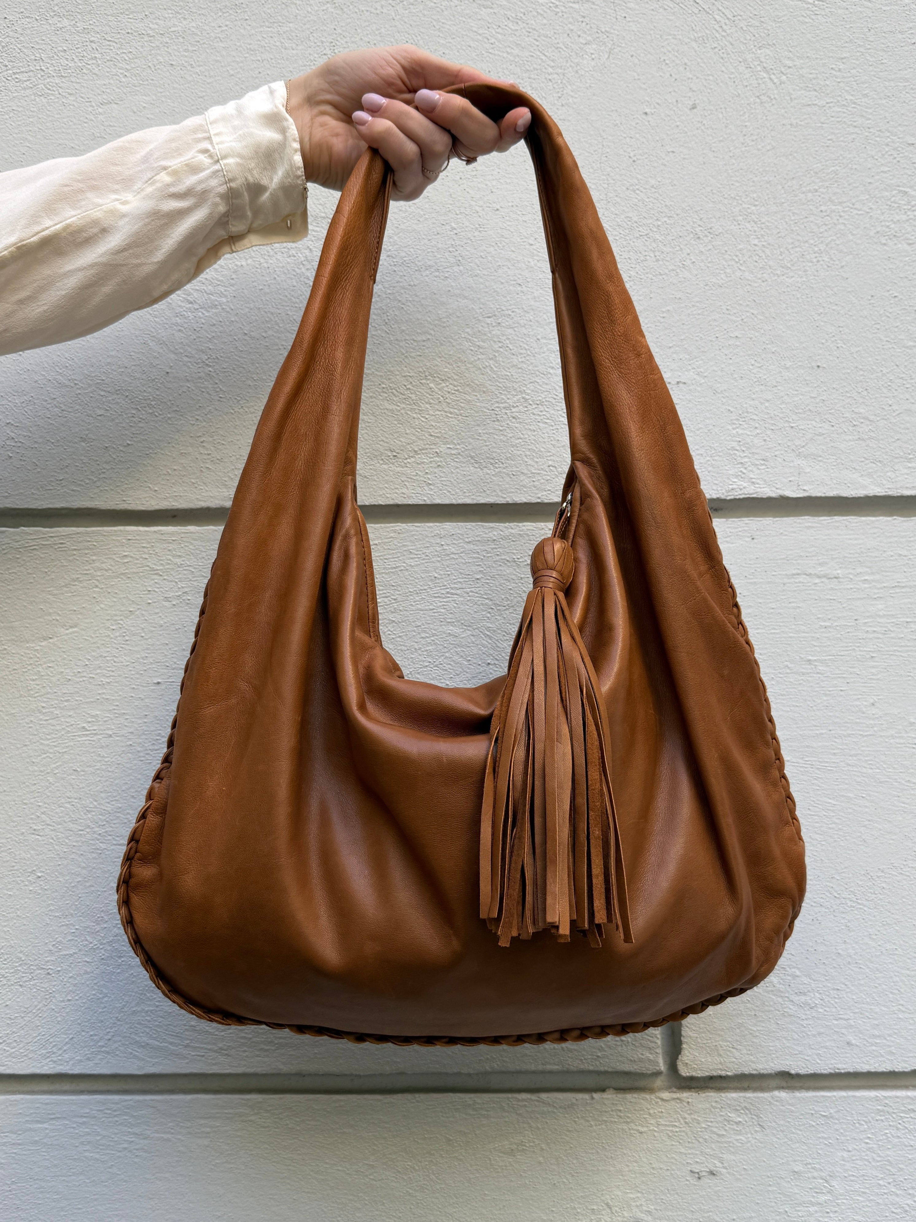 Vintage 100% Genuine Nappa Leather Slouchy Hobo Tassel Bag