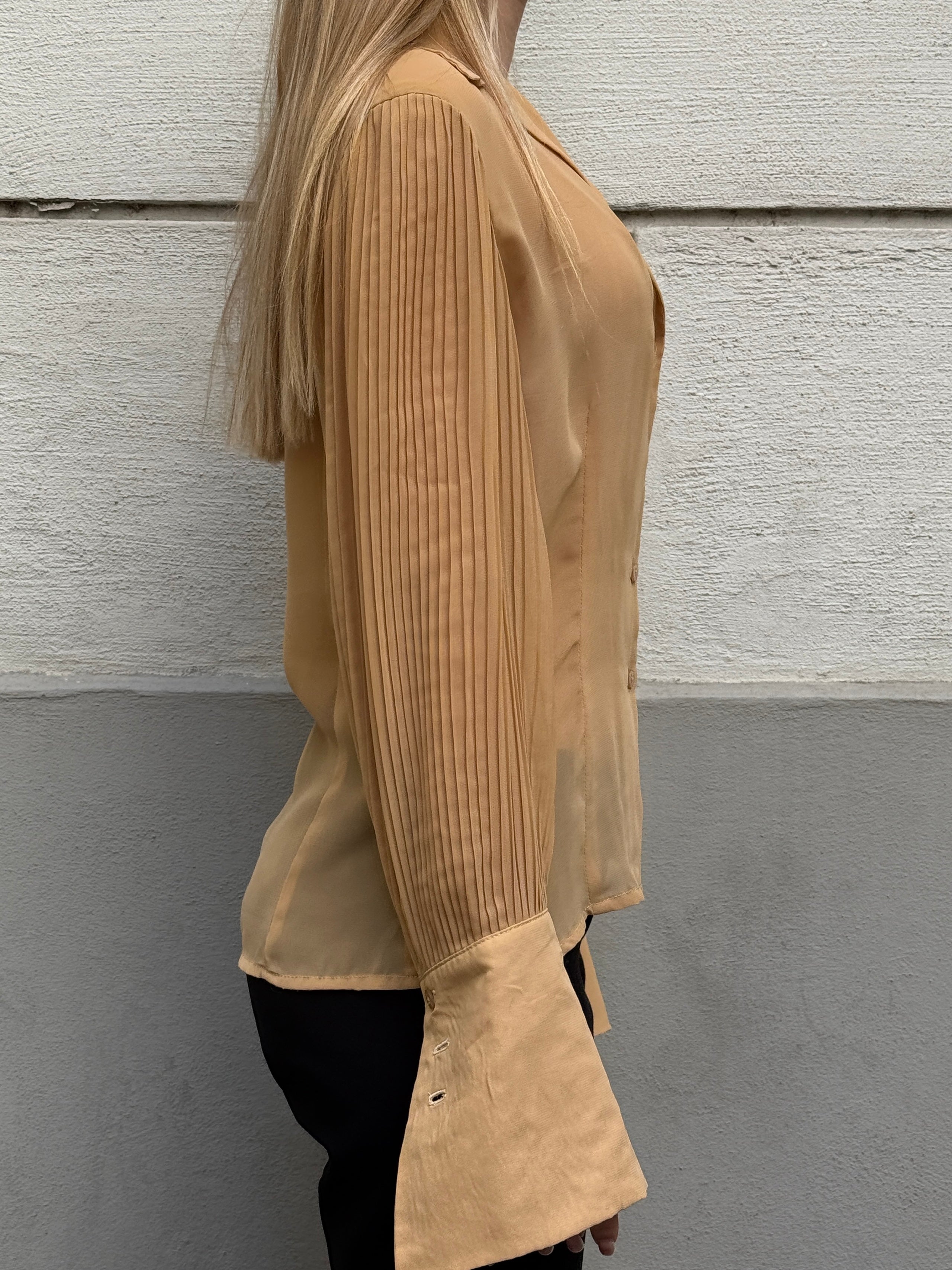Vintage Beige Button Down Collared Shirt S/M